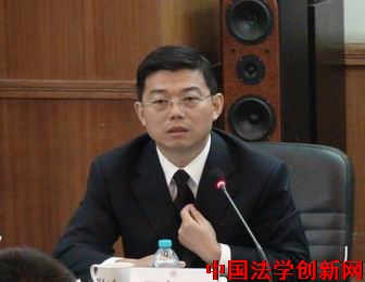 清華大學(xué)師生深切緬懷何美歡教授