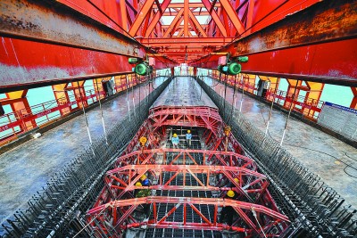 加快發(fā)展現(xiàn)代產(chǎn)業(yè)體系 推動經(jīng)濟體系優(yōu)化升級 加快發(fā)展現(xiàn)代產(chǎn)業(yè)體系 推動經(jīng)濟體系優(yōu)化升級