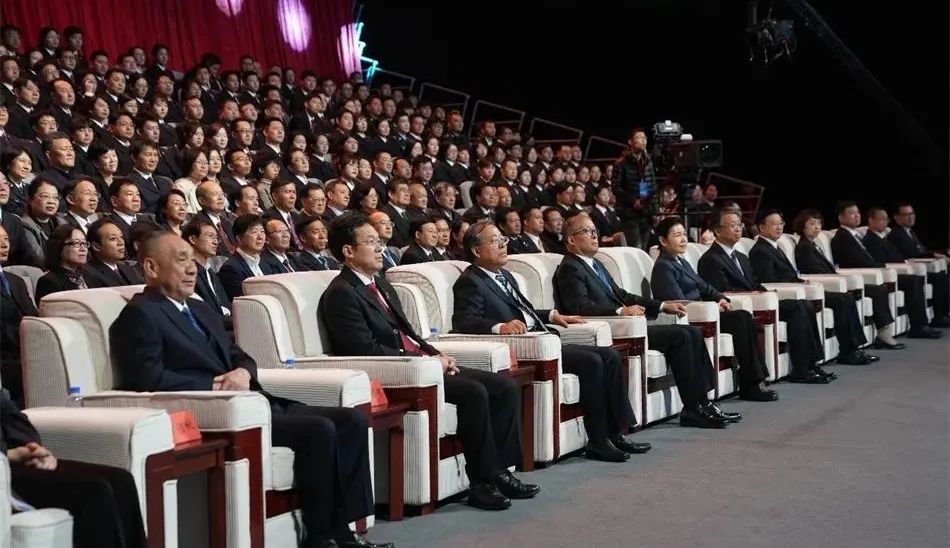 1701849268689496.jpg 02.jpg