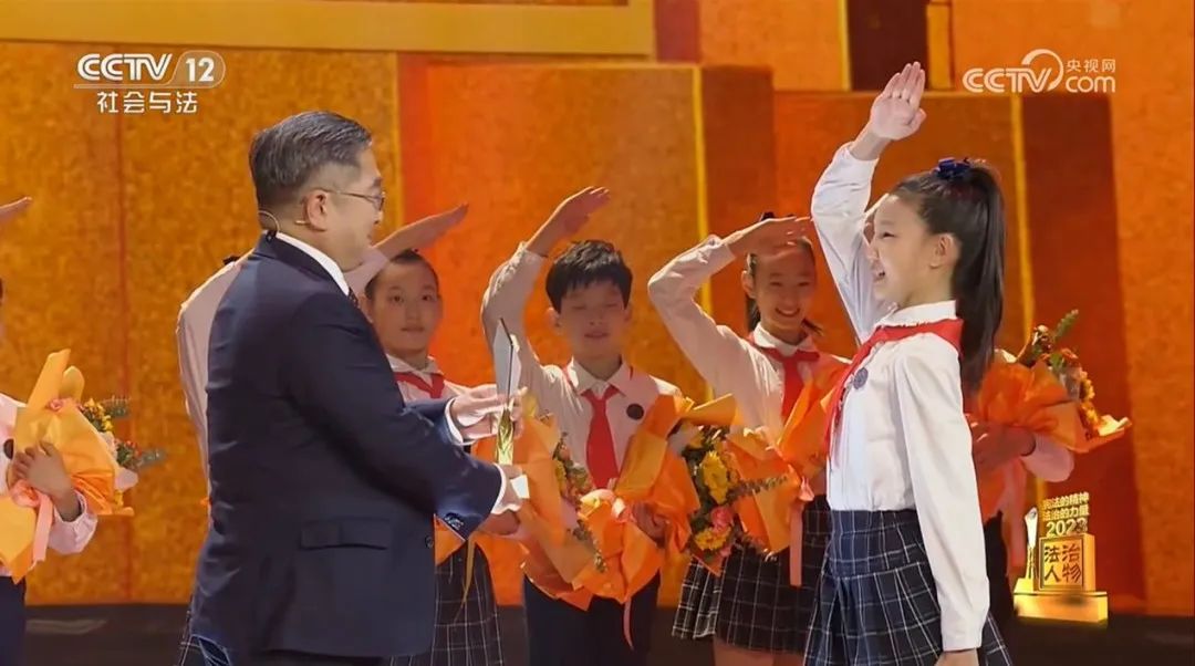 1701849383903513.jpg 07.jpg