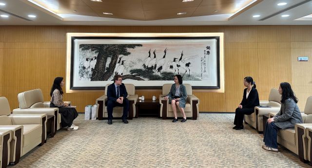 1031_084336_826.jpg 2.jpg